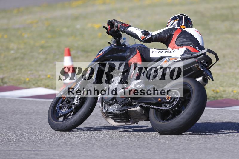 /06 08.04.2026 Cornu Master School ADR/Gruppe blau/30